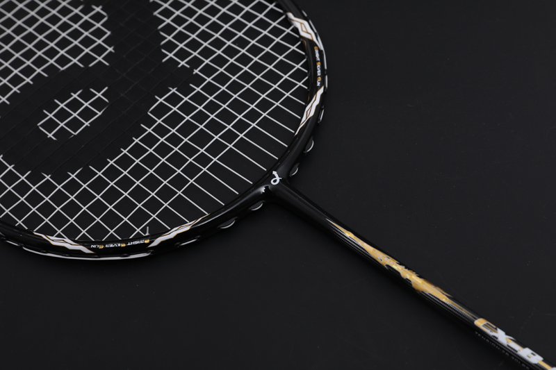 Premium Carbon Badmintonracket CX-B668 Rød