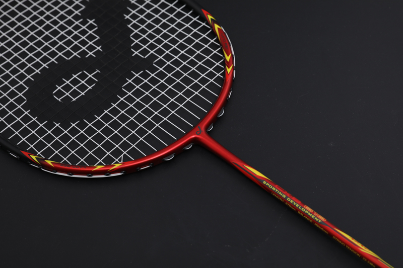 Carbon fjærracket CX-B618 Big Red